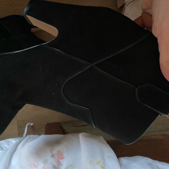 Gianvito Rossi / black Suede western heeled Ankle boots booties 36 6 - Picture 5 of 6